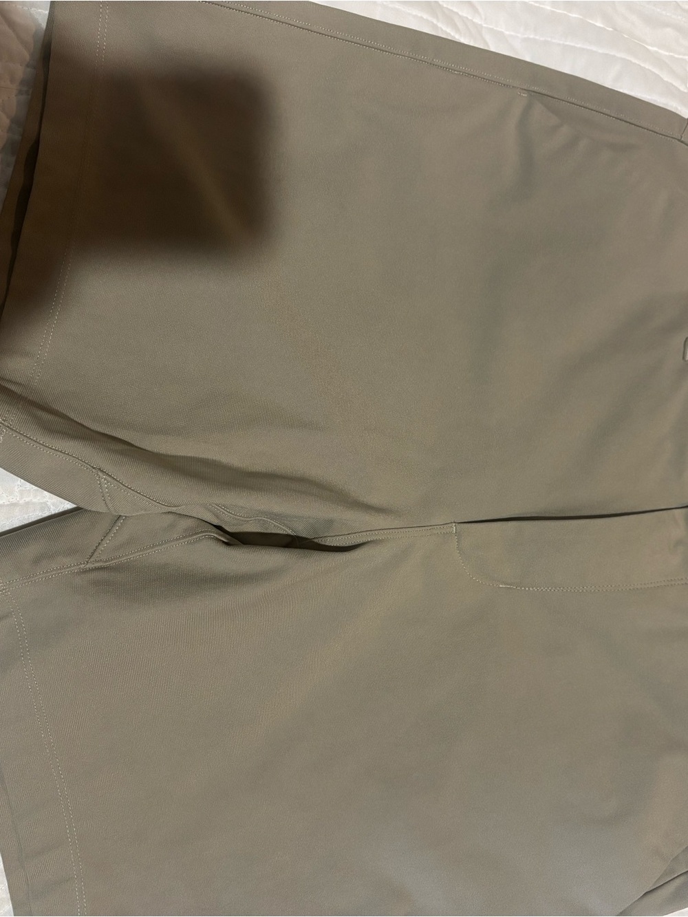 7 Diamonds Men's Flat Front Shorts in Taupe